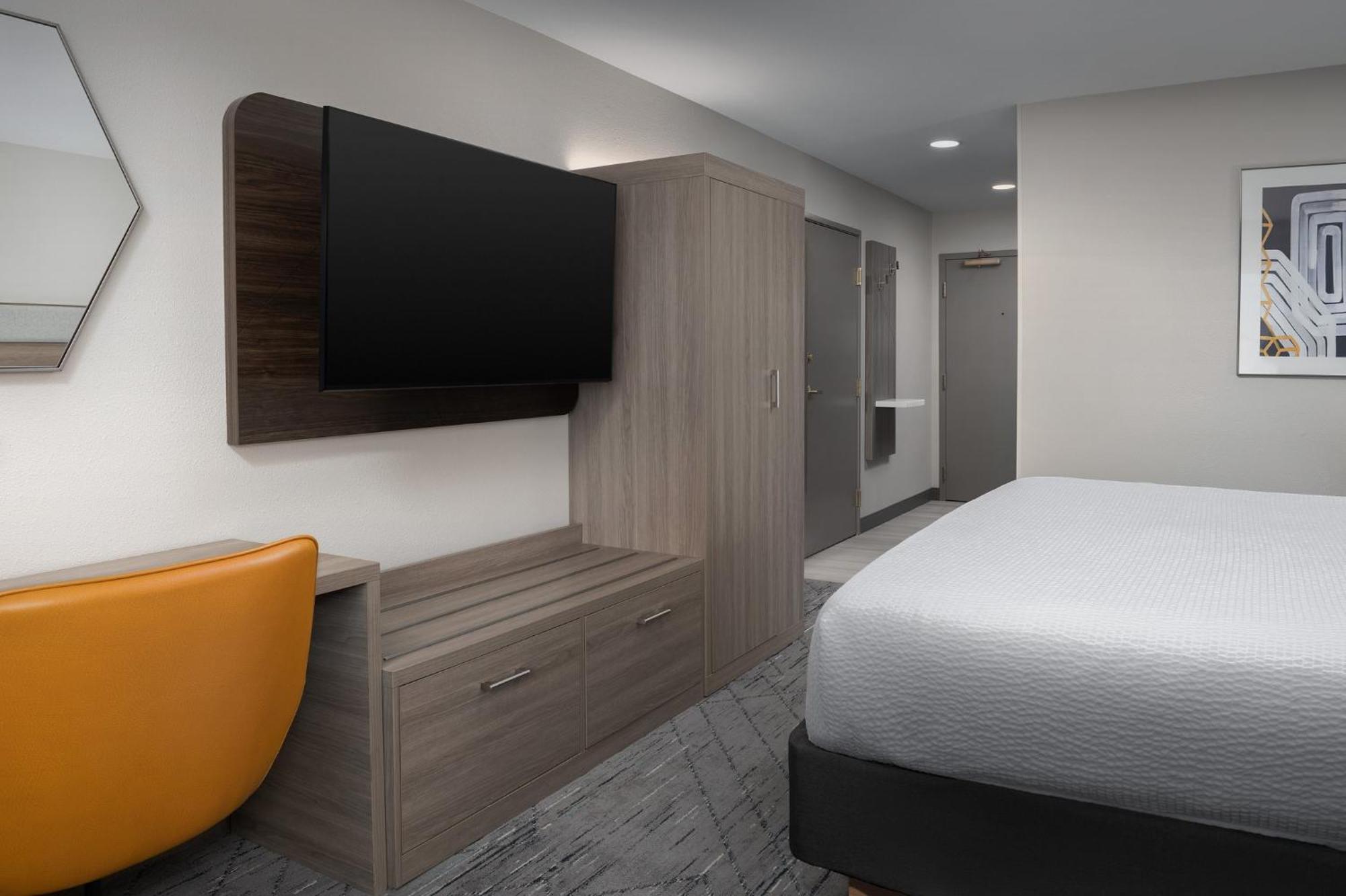 Holiday Inn Express Spokane Airport By Ihg מראה חיצוני תמונה
